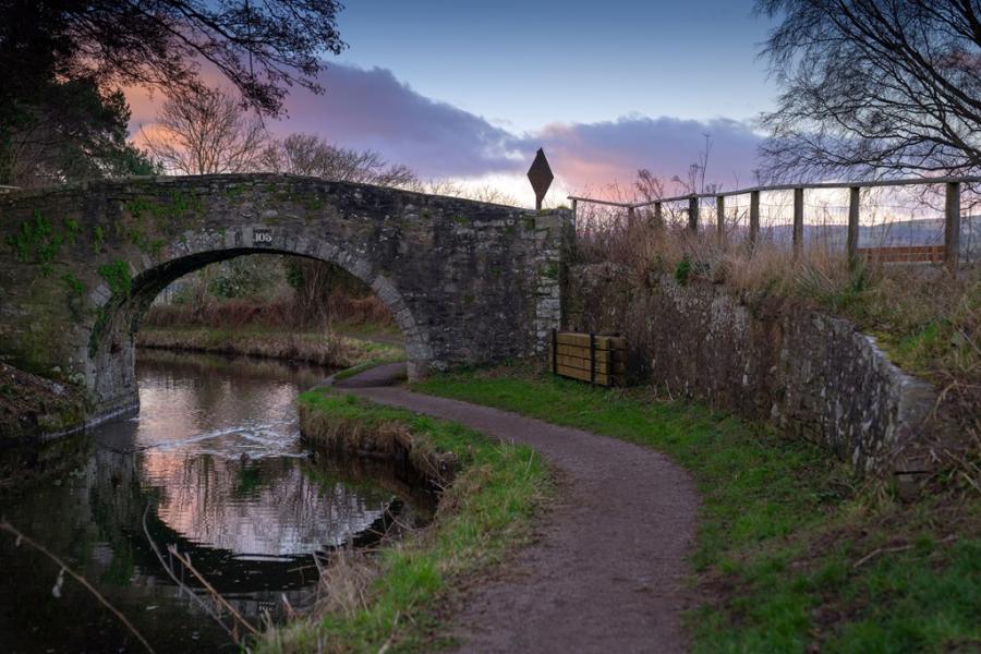 Hanbury Locks