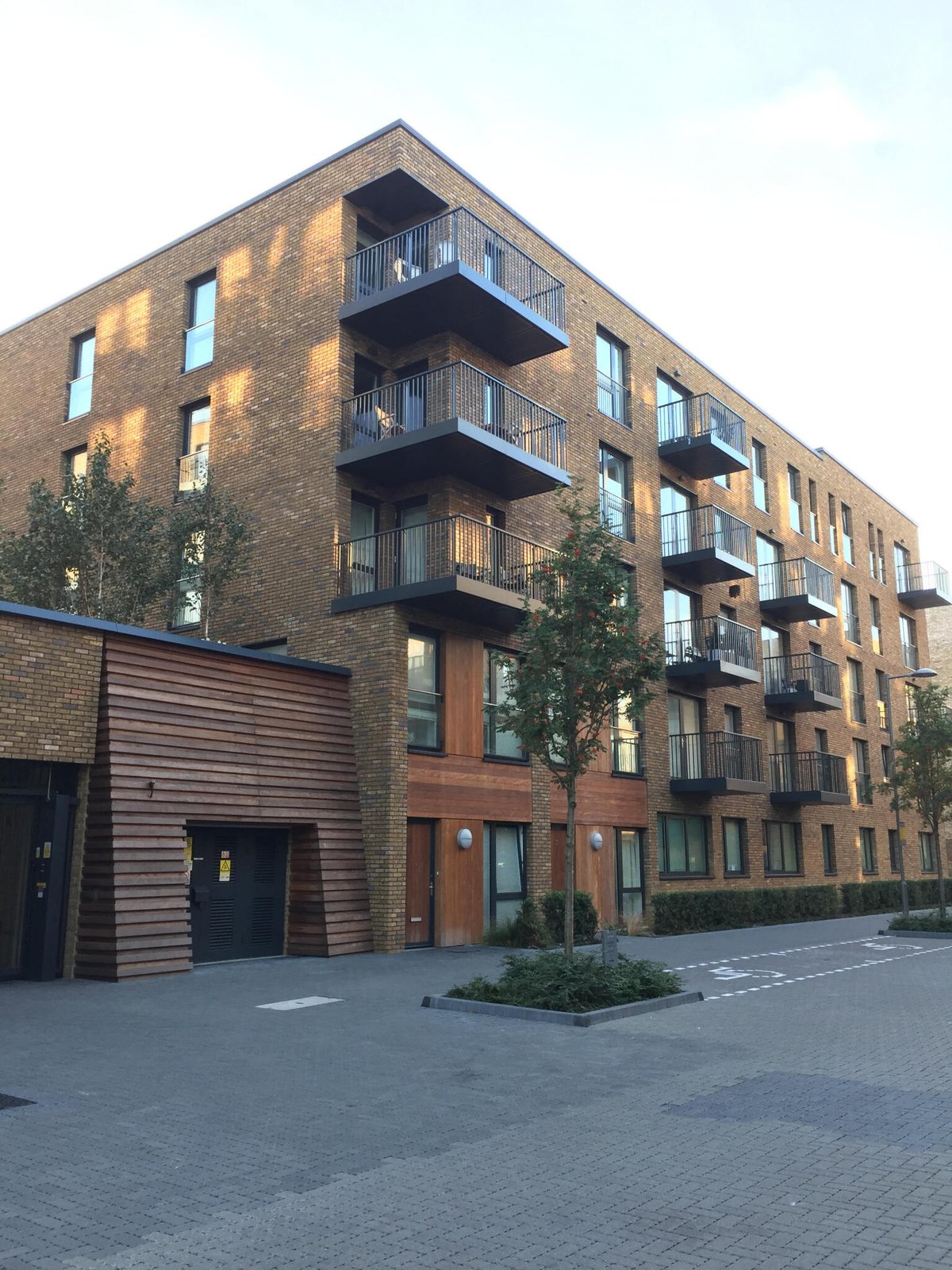 Marine Wharf West