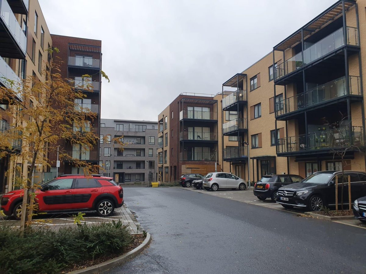 Elstree Apartments