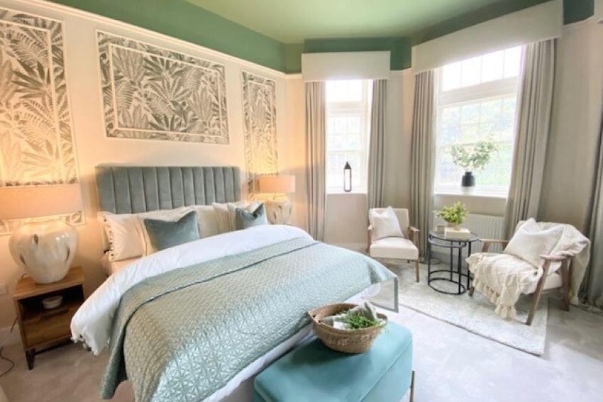 Holywell Manor