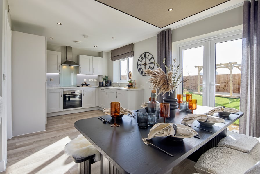 Linden Homes @ King James` Park