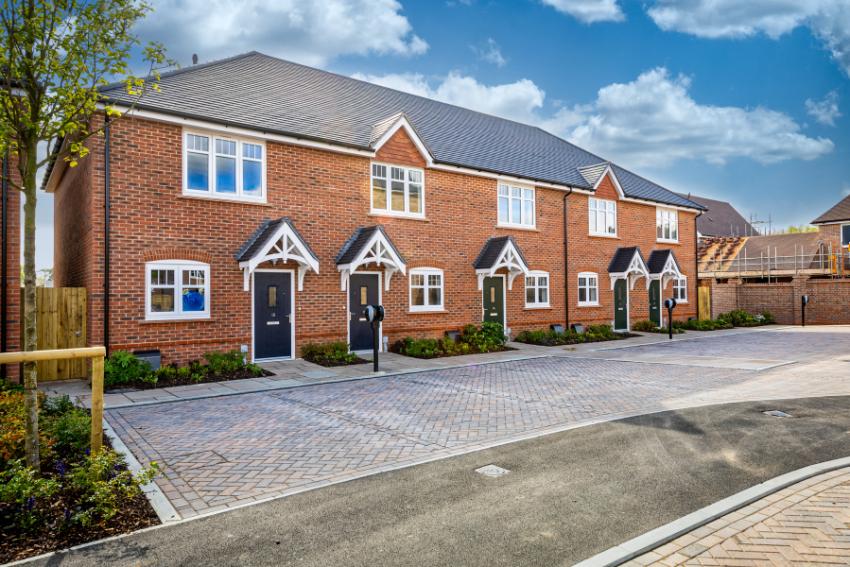 SO Resi Cranleigh