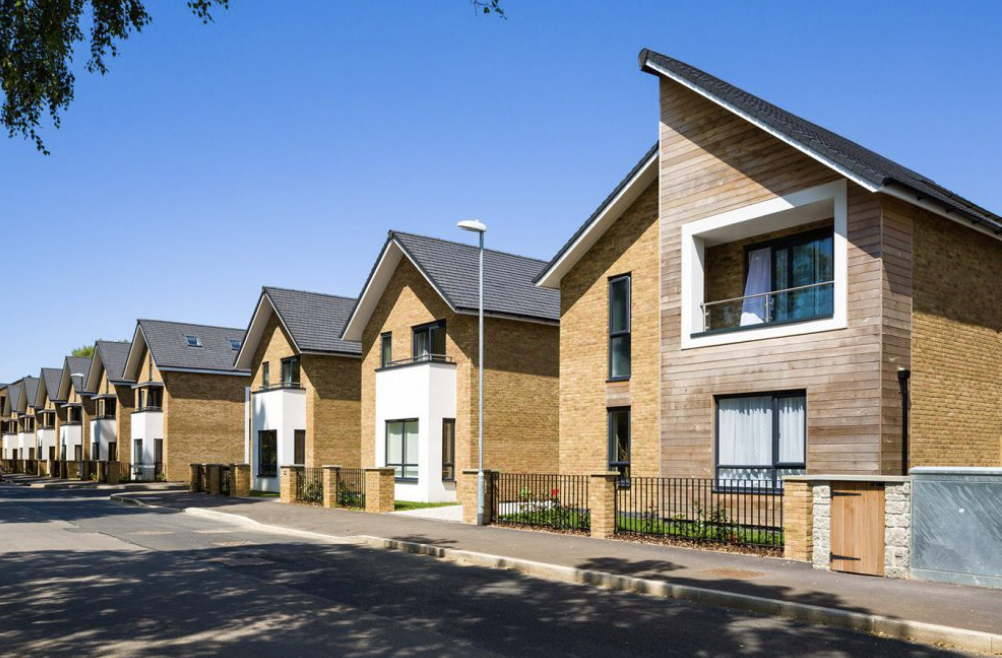 Locking Parklands
