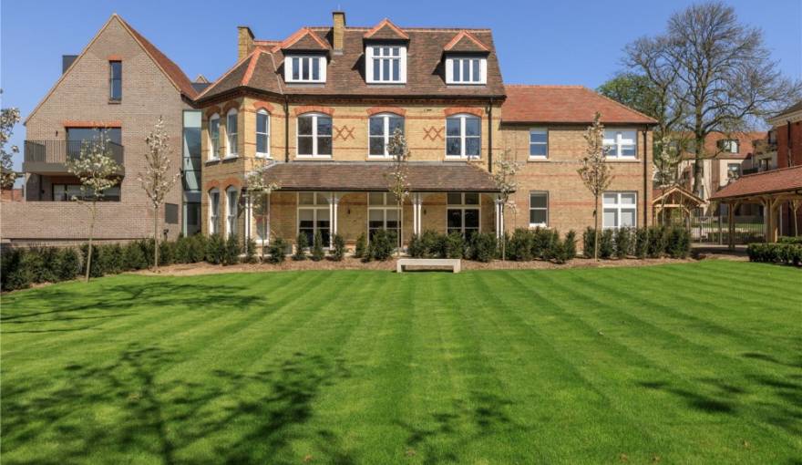 Woodside Square