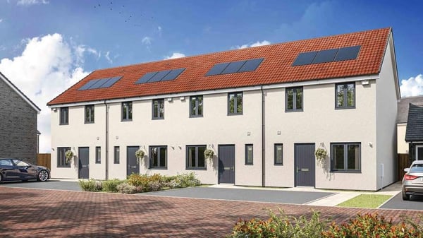 Gainsborough - 2 Bedroom House - Image 2