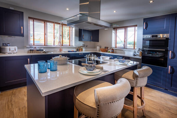 Gainsborough - 2 Bedroom House - Image 2