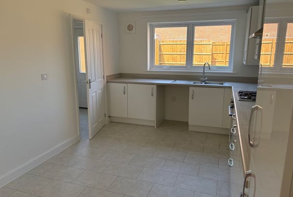 3 bedroom house for sale - Image 2