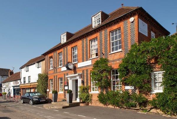 3 bedroom house for sale - Image 3