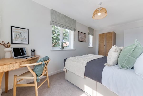 4 bedroom house for sale - Image 3
