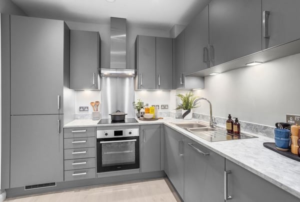 1 bedroom apartment for sale - Image 1