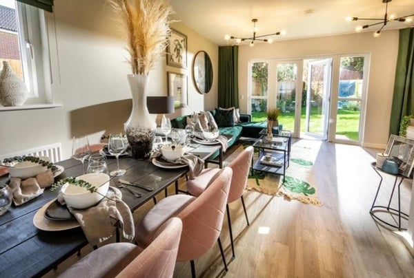 3 bedroom house for sale - Image 2