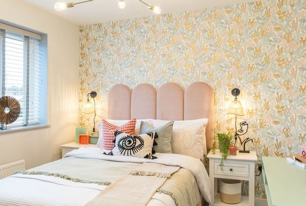 2 bedroom house for sale - Image 3