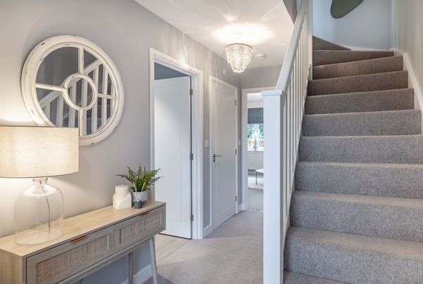 2 bedroom house for sale - Image 2