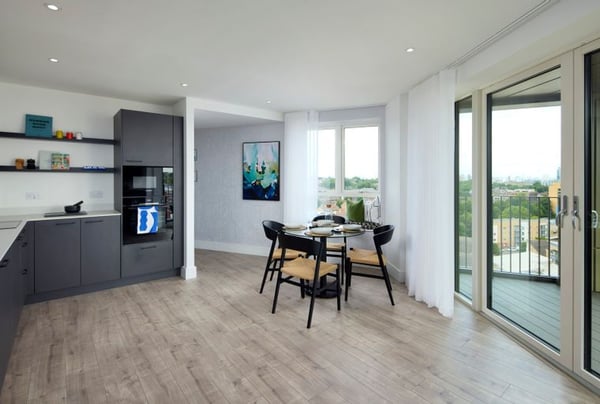 1 bedroom apartment for sale - Image 3
