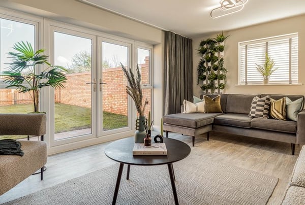3 bedroom house for sale - Image 2