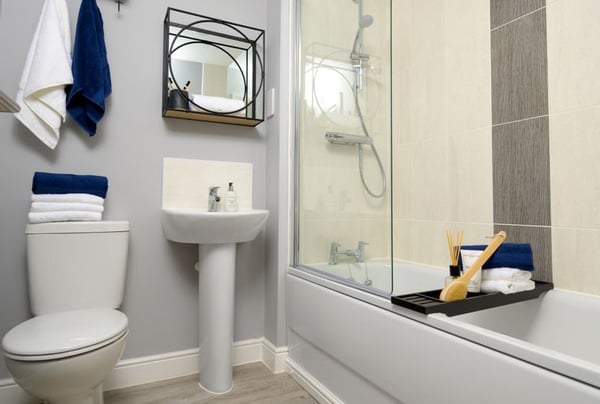 4 bedroom house for sale - Image 3