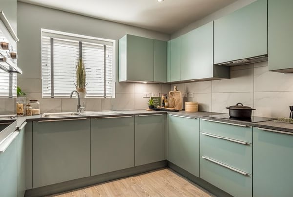 3 bedroom house for sale - Image 1