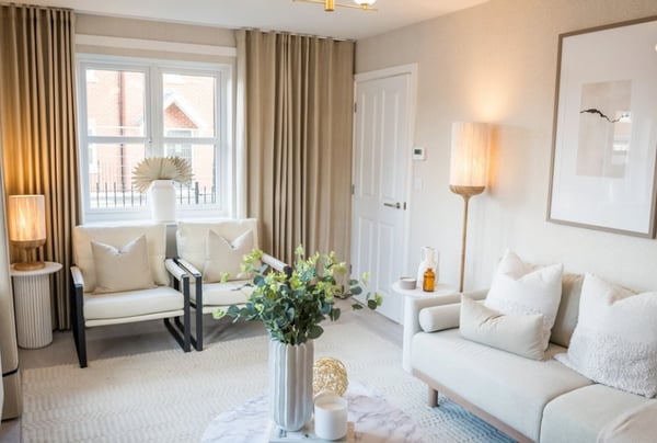 3 bedroom house for sale - Image 2