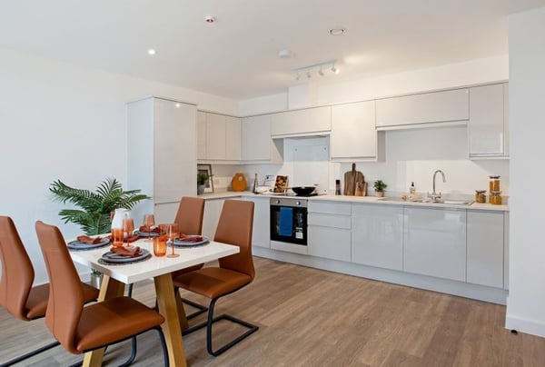 1 bedroom apartment for sale - Image 3