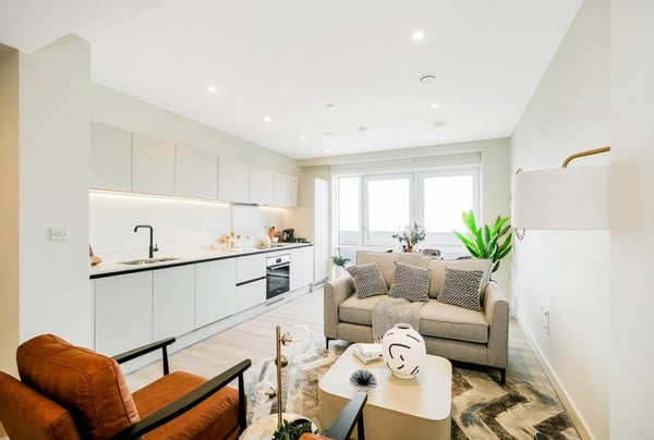 1 bedroom apartment for sale - Image 1