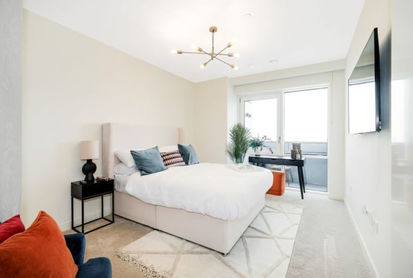 1 bedroom apartment for sale - Image 2
