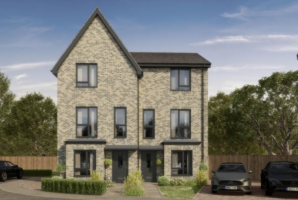 4 bedroom house for sale - Image 1