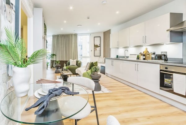 2 bedroom apartment for sale - Image 1