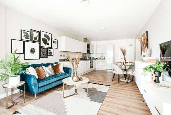 2 bedroom apartment for sale - Image 1