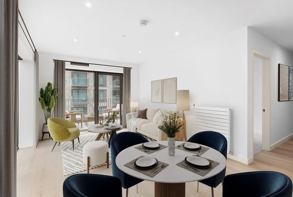 3 bedroom apartment for sale - Image 1