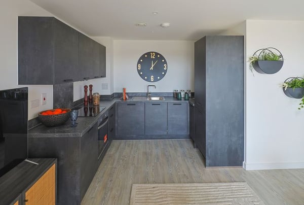 1 bedroom apartment for sale - Image 2