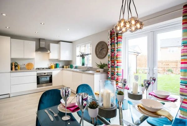 3 bedroom house for sale - Image 1