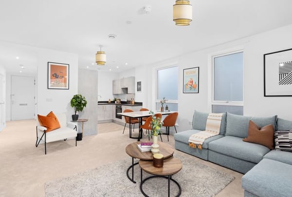 2 bedroom apartment for sale - Image 1