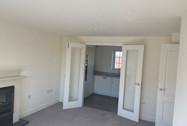 1 bedroom apartment for sale - Image 3