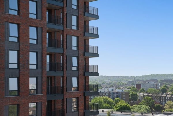 1 bedroom apartment for sale - Image 1