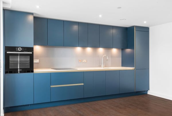 2 bedroom apartment for sale - Image 3