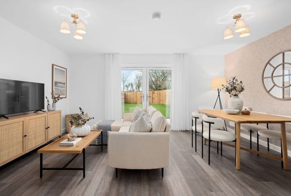 4 bedroom house for sale - Image 2