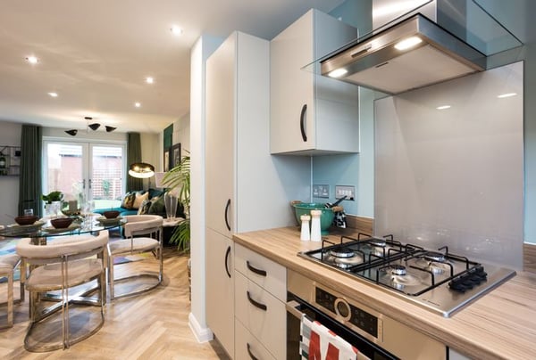 3 bedroom house for sale - Image 3
