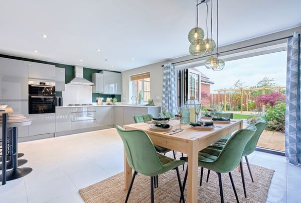 4 bedroom house for sale - Image 2