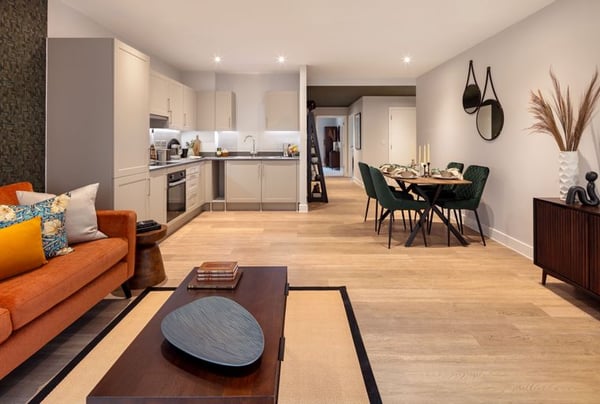 2 bedroom apartment for sale - Image 2