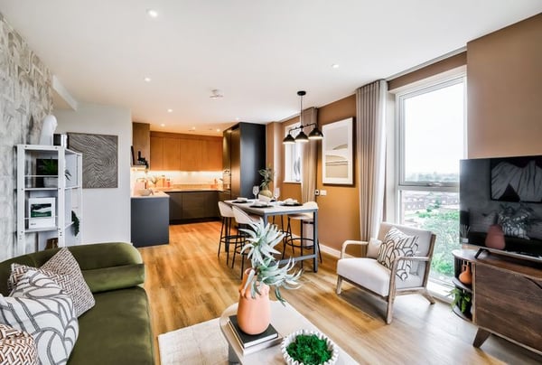 2 bedroom apartment for sale - Image 2