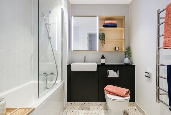 1 bedroom apartment for sale - Image 2