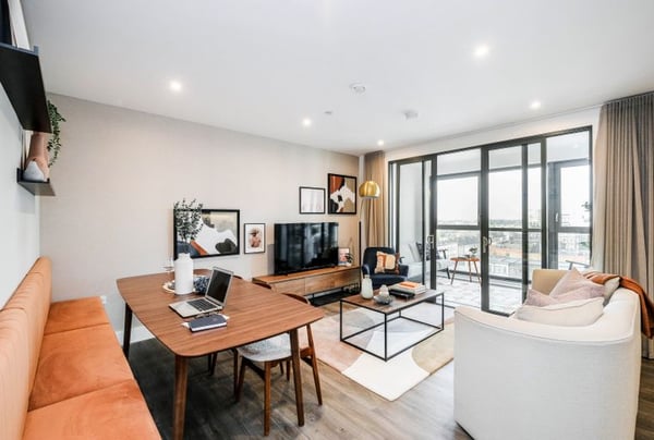 2 bedroom apartment for sale - Image 1