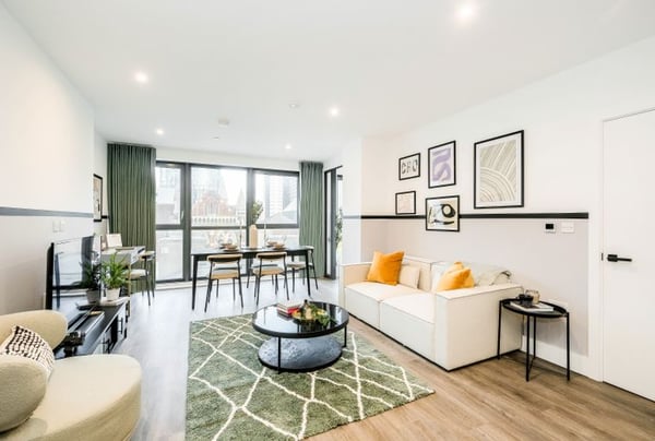 1 bedroom apartment for sale - Image 2
