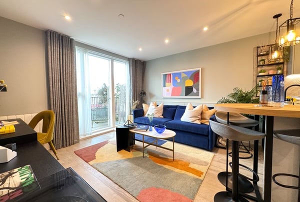 2 bedroom apartment for sale - Image 2