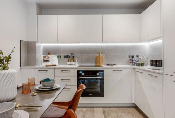 2 bedroom apartment for sale - Image 3