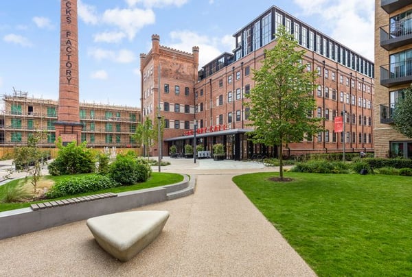 1 bedroom apartment for sale - Image 1