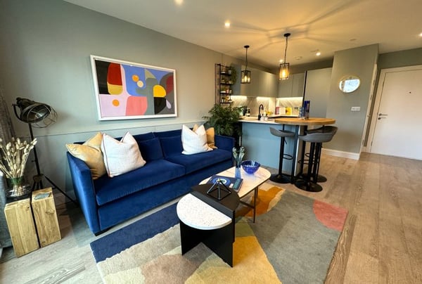 2 bedroom apartment for sale - Image 2