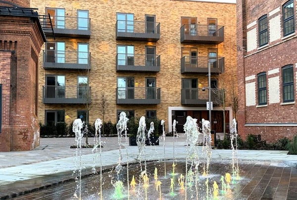 1 bedroom apartment for sale - Image 1