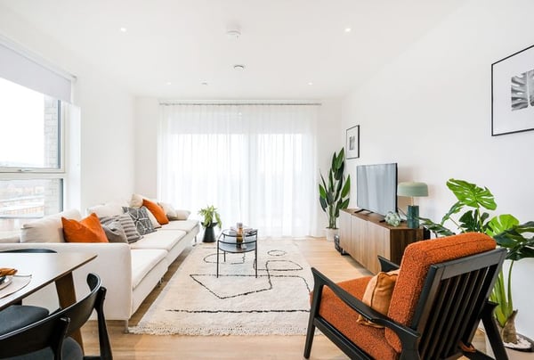1 bedroom apartment for sale - Image 2