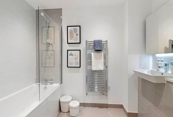 1 bedroom apartment for sale - Image 1